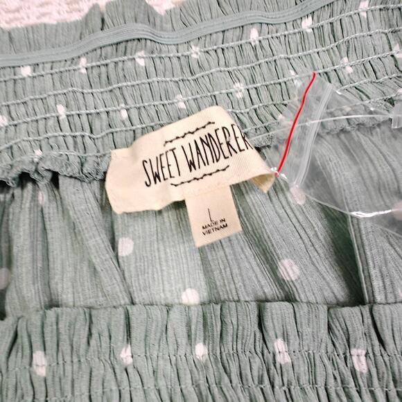 Sweet Wanderer Green Polka Dot Off Shoulder Button Front Top Size L NEW - Picture 5 of 6